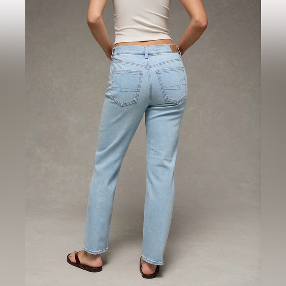 American Eagle Outfitters Light Blue Straight Leg Jeans - Picture 8 of 10